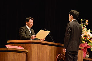 令和5年度「学位記授与式」を挙行しました